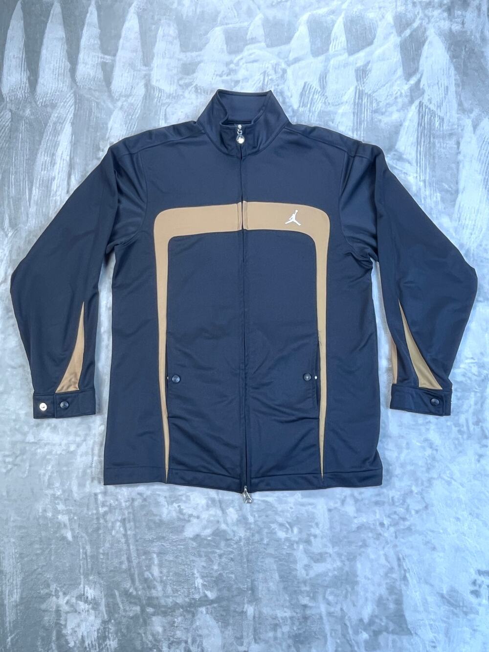 Jordan Brand Warm-Up Track Jacket Medium Black Gold